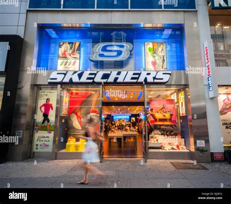 skechers outlet hamburg ny